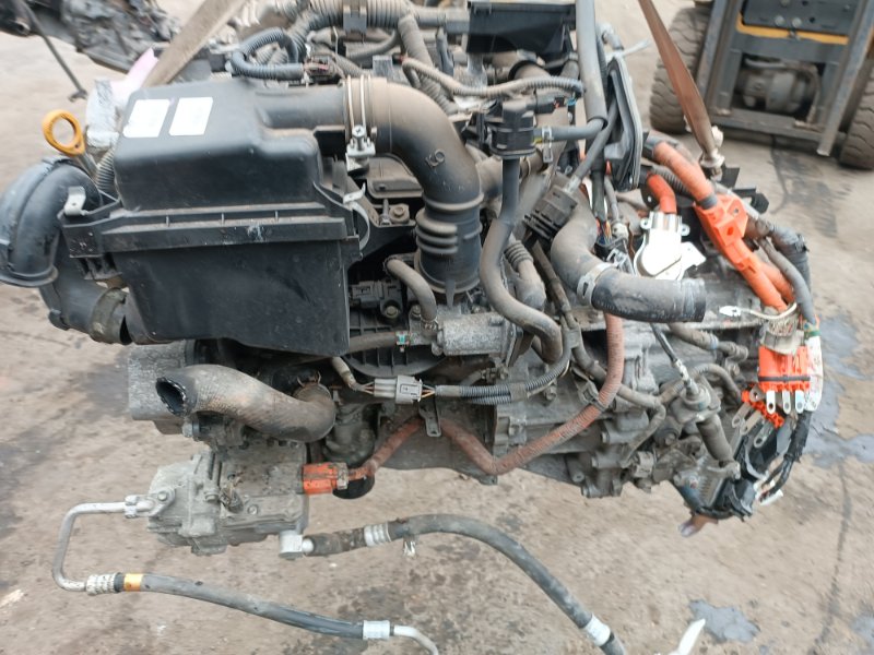 Двигатель TOYOTA AQUA NHP10 1NZ-FXE 6189550 (б/у)