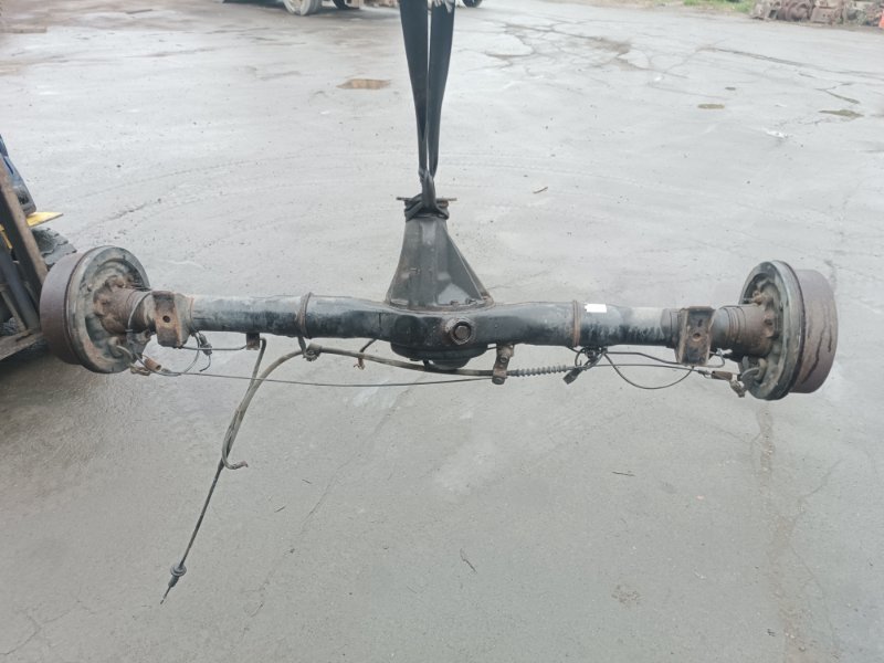 Мост NISSAN VANETTE SK82MN F8 задний 4,777 (б/у)