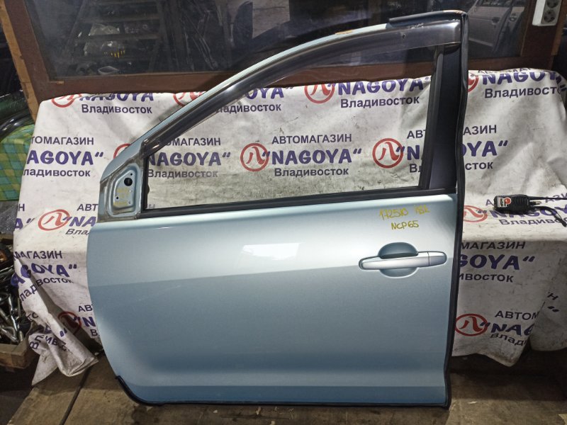 Дверь TOYOTA IST NCP65 1NZ-FE передняя левая COLOR 761 (б/у)
