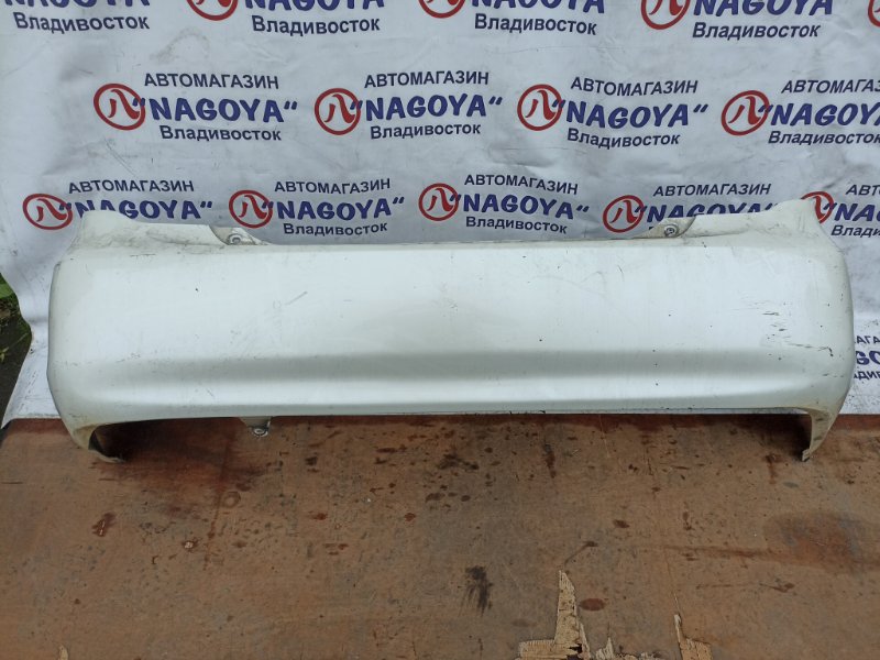 Бампер TOYOTA COROLLA AXIO NZE144 1NZ-FE задний COLOR 070 (б/у)
