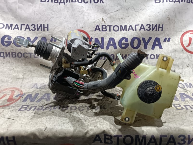 Главный тормозной цилиндр TOYOTA AQUA NHP10 1NZ-FXE (б/у)