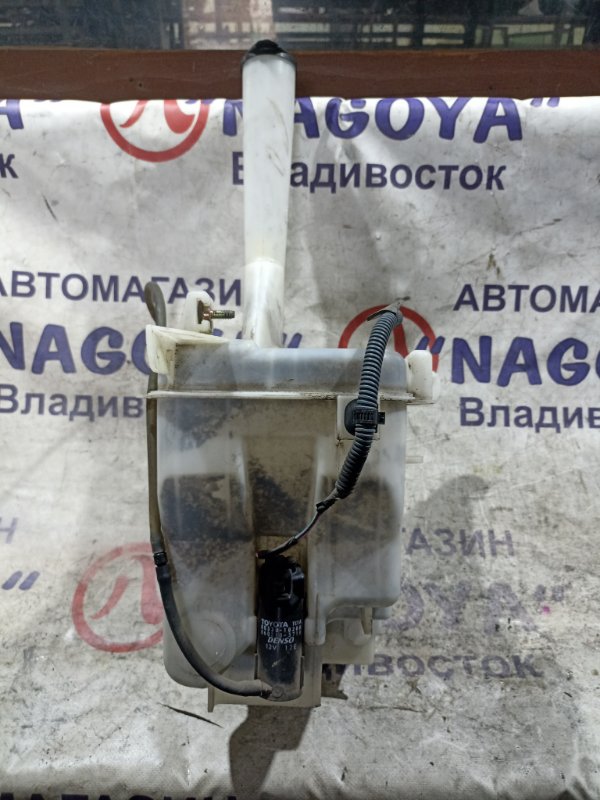 Бачок стеклоомывателя TOYOTA CAMRY ACV30 2AZ-FE (б/у)
