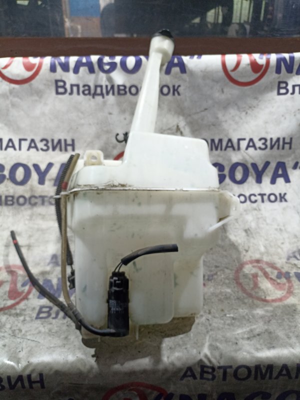 Бачок стеклоомывателя TOYOTA VOLTZ ZZE136 1ZZ-FE (б/у)