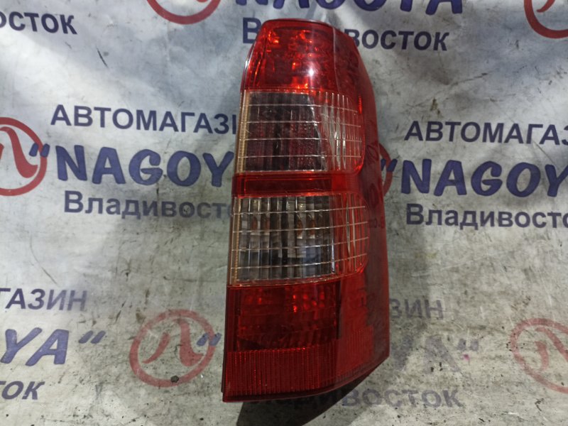 Стоп-сигнал TOYOTA SUCCEED NCP51 1NZ-FE задний правый 52154 (б/у)