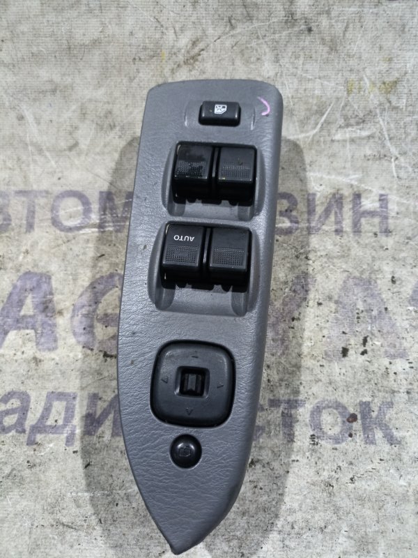 Блок упр. стеклоподьемниками MAZDA FAMILIA BJ5W ZL-DE передний правый (б/у)