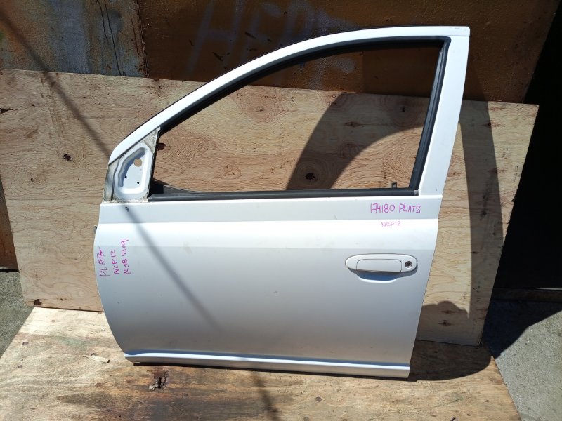 Дверь TOYOTA PLATZ NCP12 1NZ-FE передняя левая COLOR 068 (б/у)