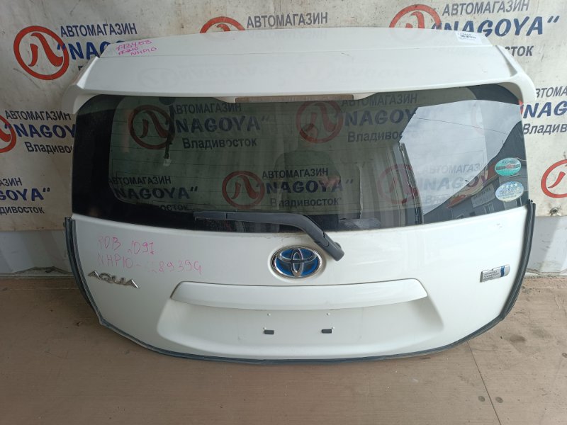 Дверь 5-я TOYOTA AQUA NHP10 1NZ-FXE задняя COLOR 082 (б/у)