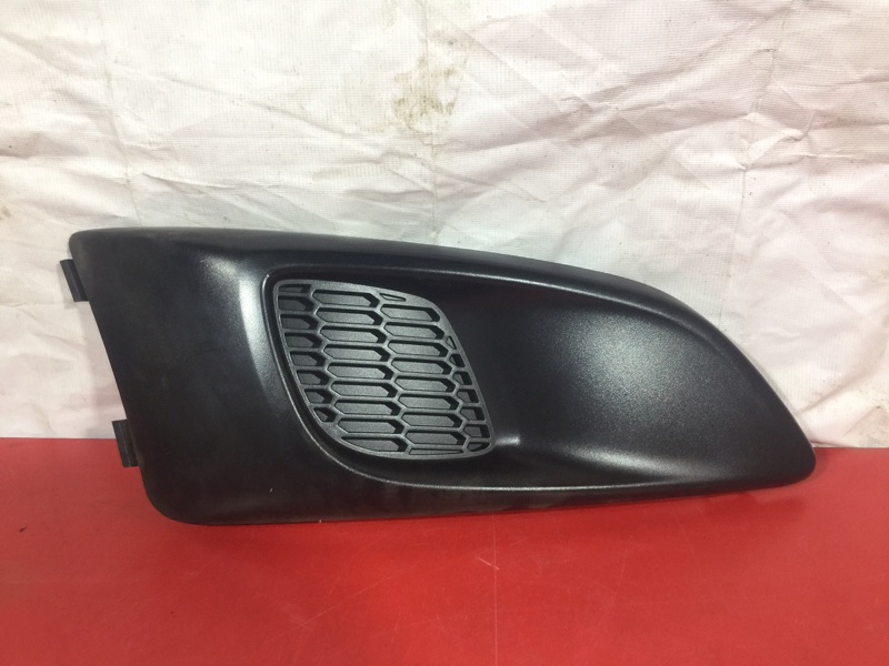 Заглушка ПТФ передняя правая Chevrolet Aveo T300 96694774 новая