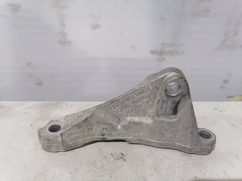 Кронштейн ТНВД 5-series F10 Кронштейн ТНВД 5-series F10