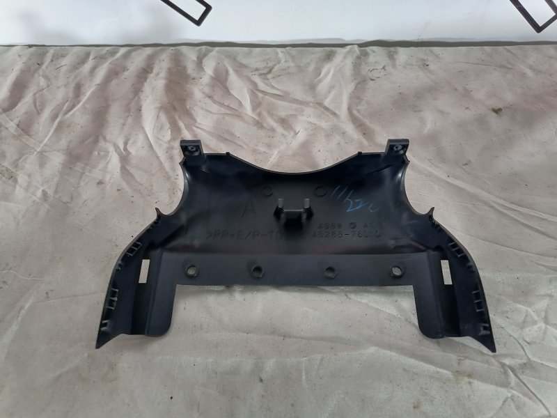 Кожух рулевой колонки CT200H 1