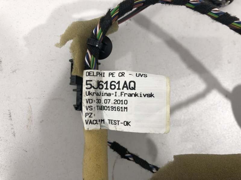 Проводка двери задняя левая Fabia 2