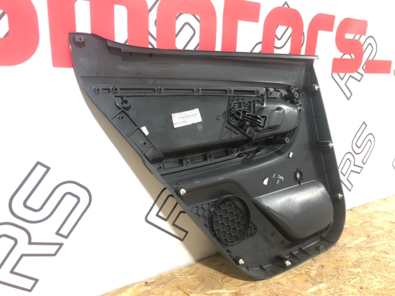 Обшивка двери задняя правая Fabia 2