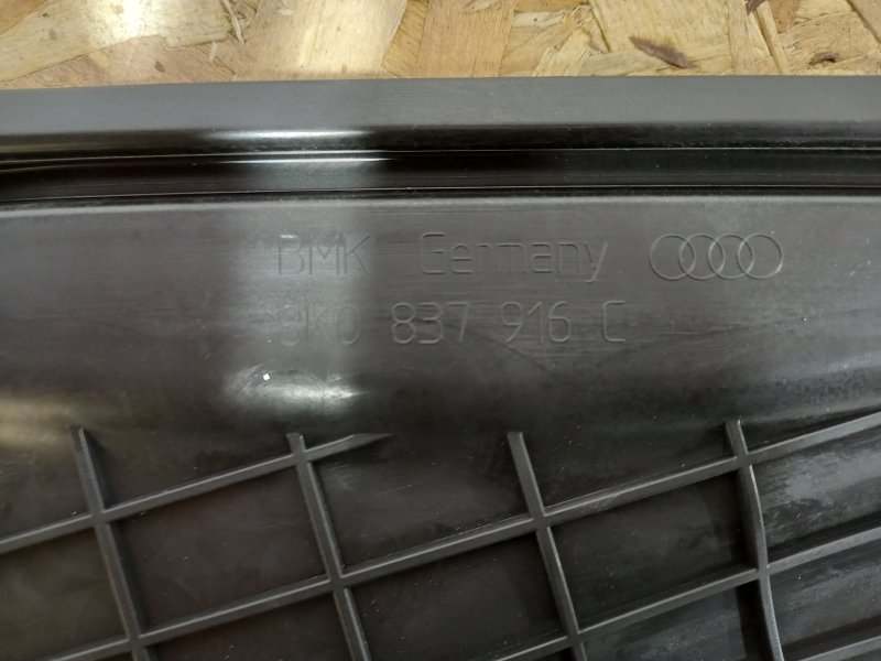 Панель двери передний правый Audi A4 B8 Панель двери передний правый Audi A4 B8