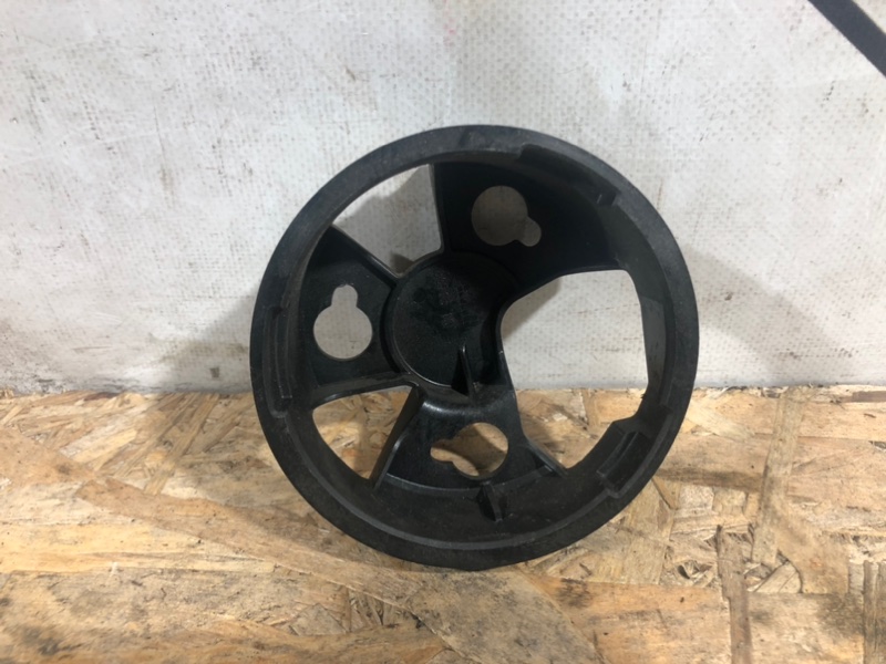 Кронштейн ручки двери BMW 1-Series F20 7270728 контрактная