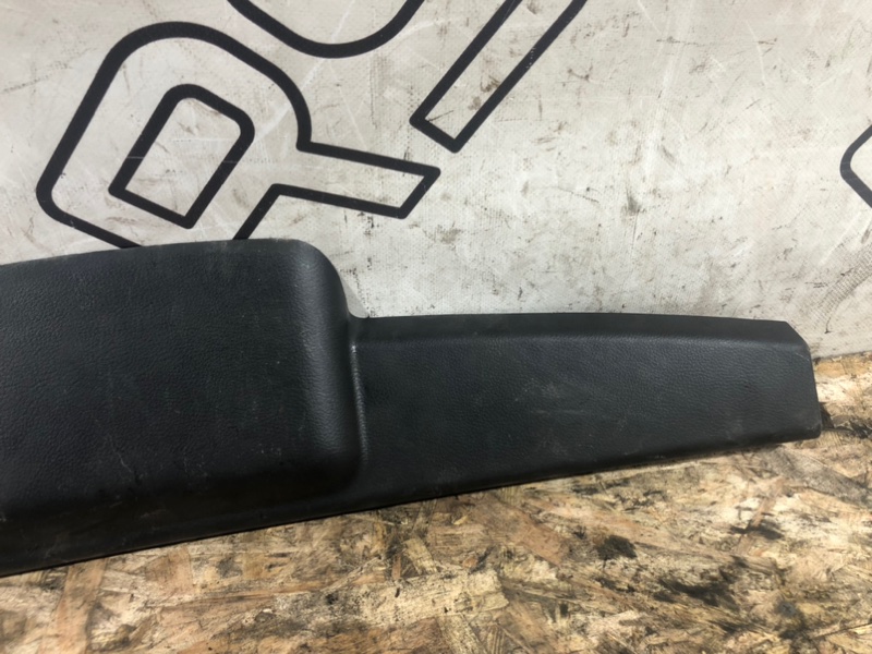 Обшивка крышки багажника Mazda 3 BL Обшивка крышки багажника Mazda 3 BL