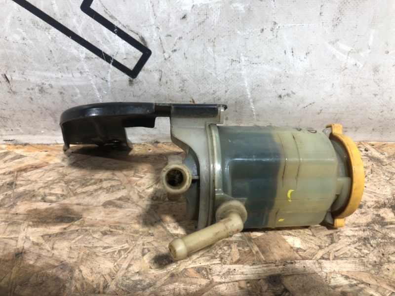 Бачок гидроусилителя руля Tribeca 1