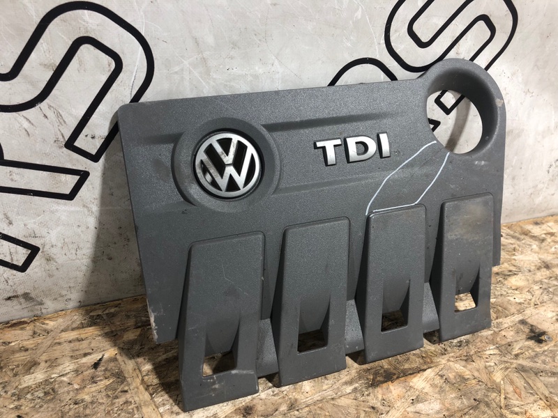 Декоративная крышка двигателя Volkswagen Tiguan 1 CFFB Декоративная крышка двигателя Volkswagen Tiguan 1 CFFB