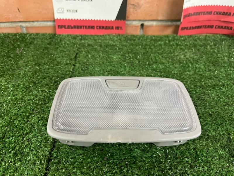 Плафон подсветки салона задний i40 1 Плафон подсветки салона задний i40 1