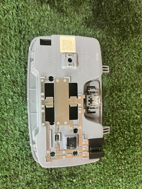 Плафон подсветки салона задний Hyundai i40 1 Плафон подсветки салона задний Hyundai i40 1