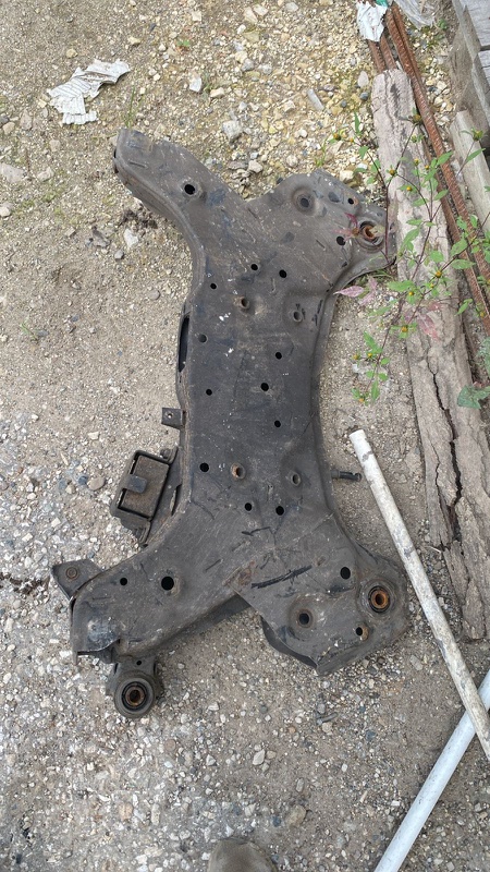 Балка подвески передняя i40 1 Балка подвески передняя i40 1