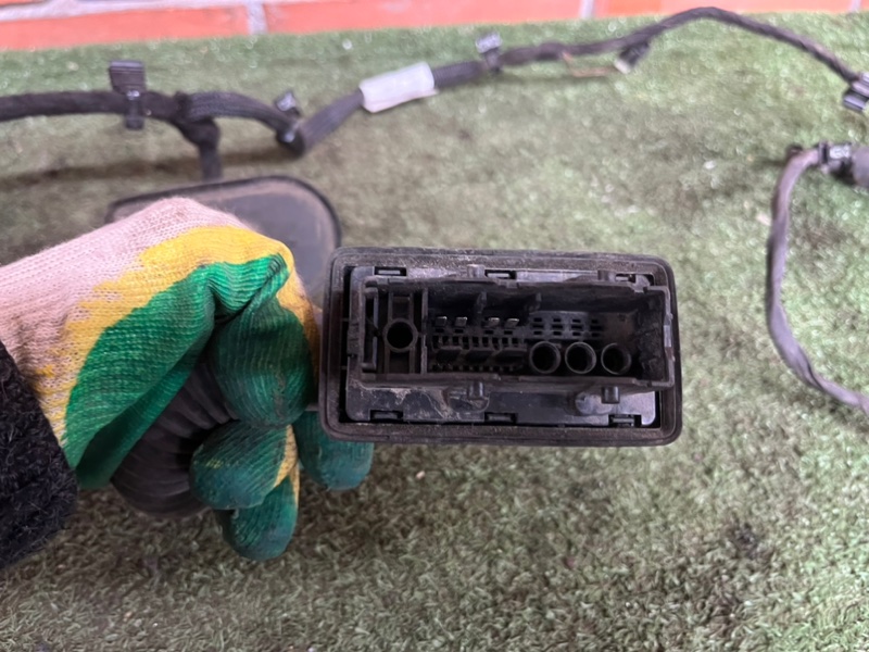 Проводка двери передняя правая C-Class W205