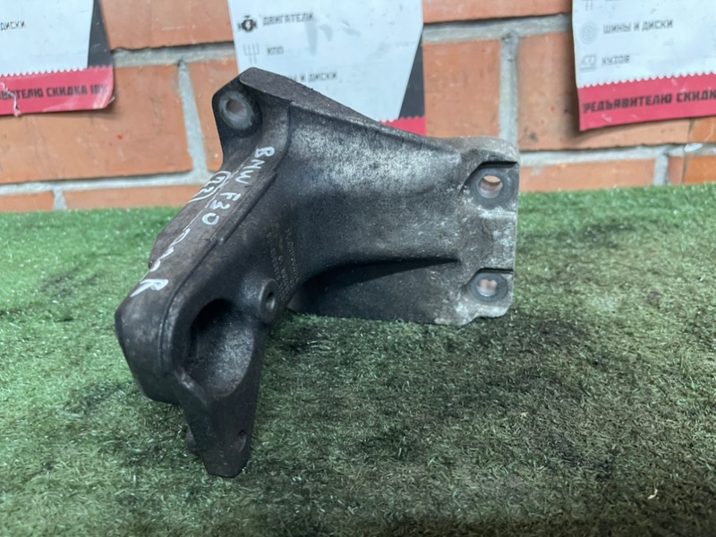 Подушка двигателя правая 3-series F30 N47D20C