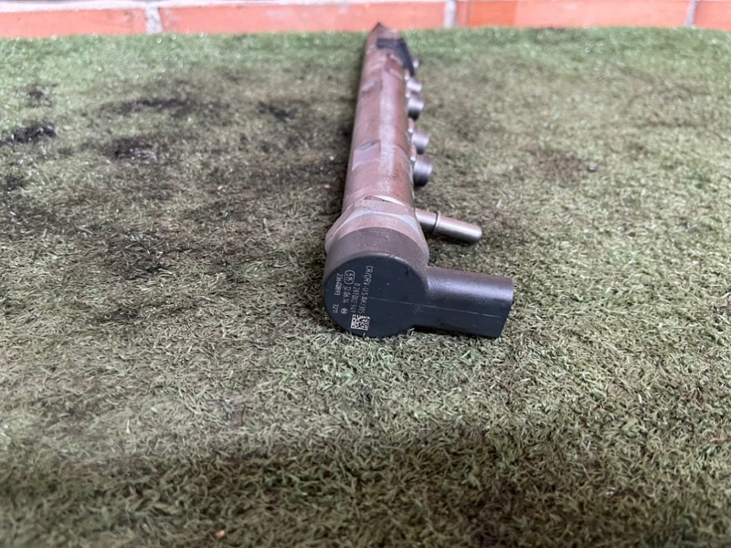 Топливная рейка BMW 3-series F30 N47D20C 780060103 контрактная