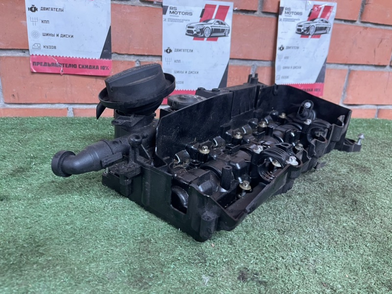 Крышка клапанов 3-series F30 N47D20C Крышка клапанов 3-series F30 N47D20C