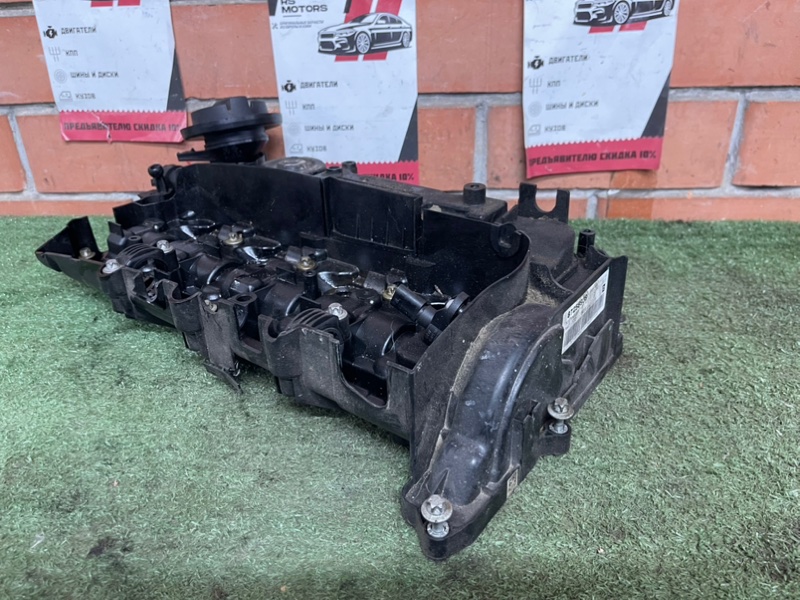 Крышка клапанов BMW 3-series F30 N47D20C Крышка клапанов BMW 3-series F30 N47D20C