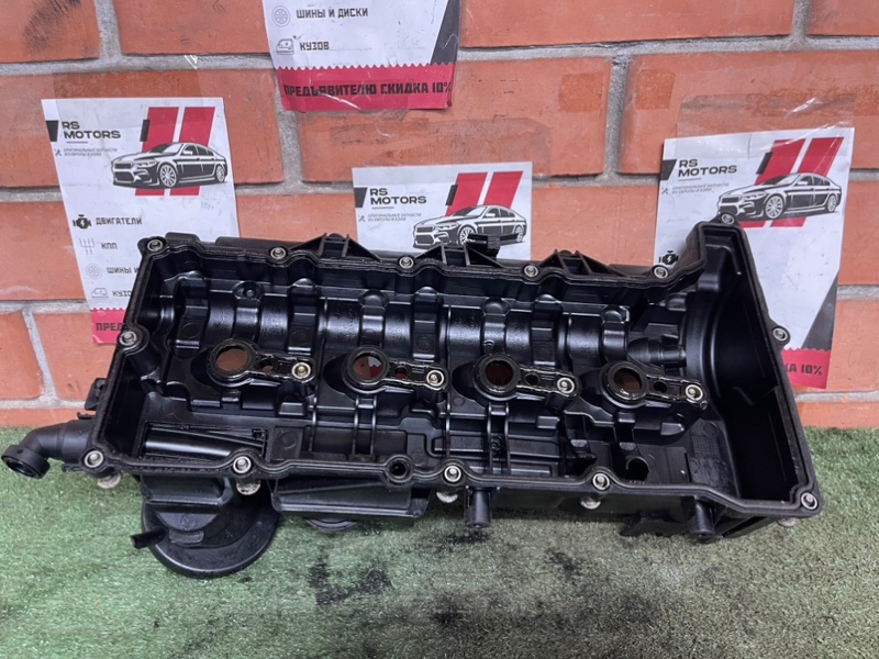 Крышка клапанов 3-series F30 N47D20C Крышка клапанов 3-series F30 N47D20C