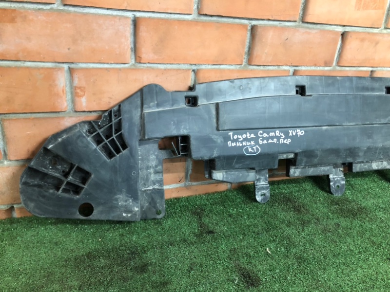 Пыльник бампера передний Camry XV70