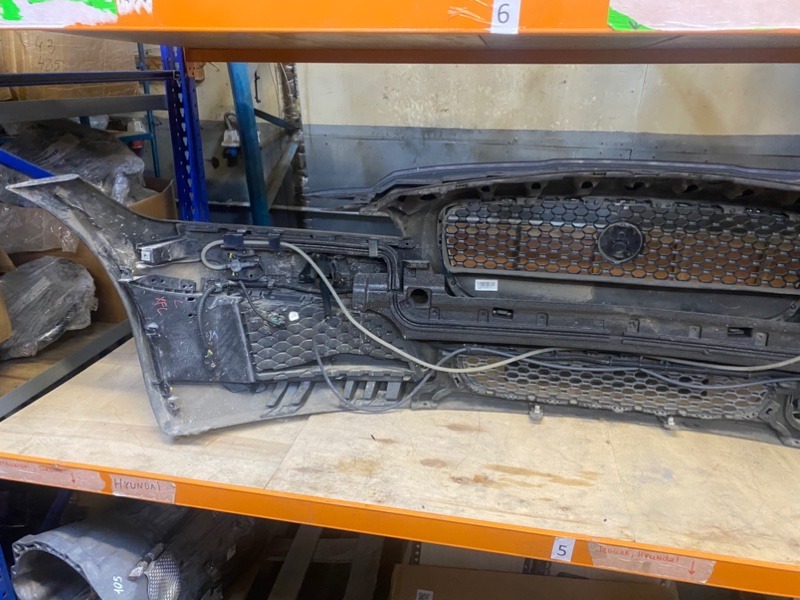 Бампер передний Xf 1