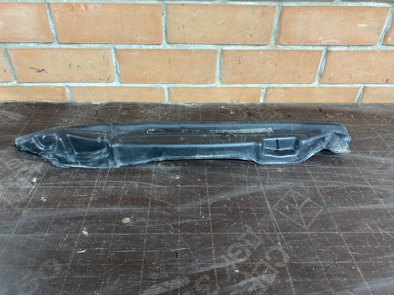 Пыльник крыла правый Chevrolet Epica V250 X20D1 Пыльник крыла правый Chevrolet Epica V250 X20D1