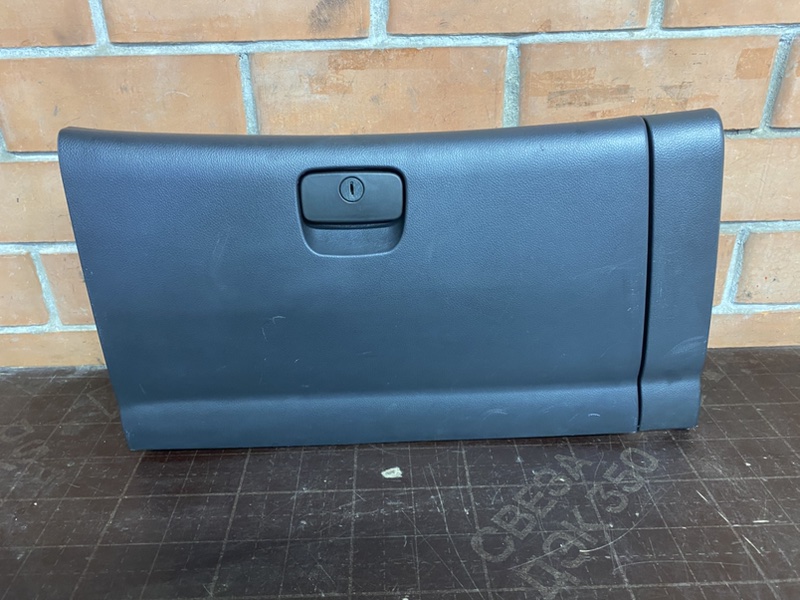 Бардачок Chevrolet Epica V250 96437366 контрактная