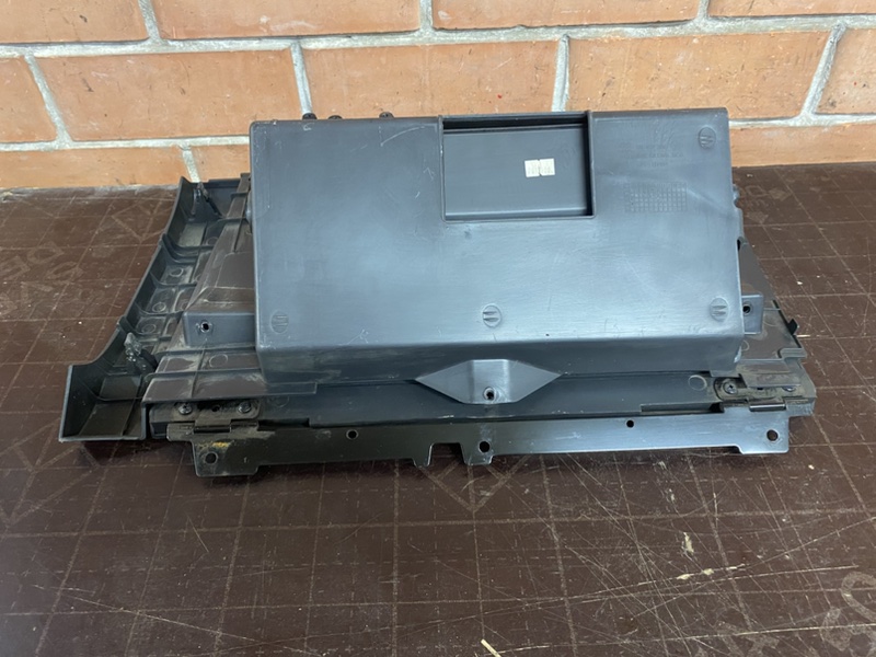 Бардачок Epica V250