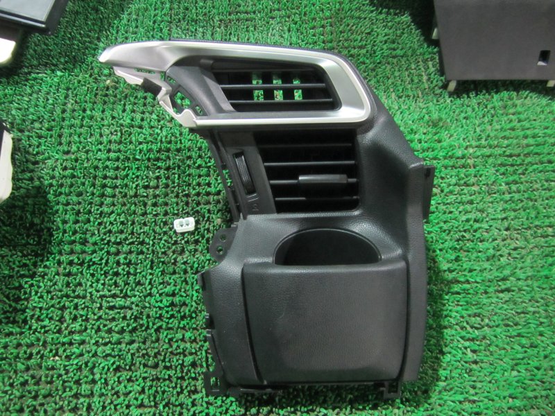 Запчасть подстаканник Honda Fit GK3 LEB контрактная Подстаканник Honda Fit GK3 LEB контрактная