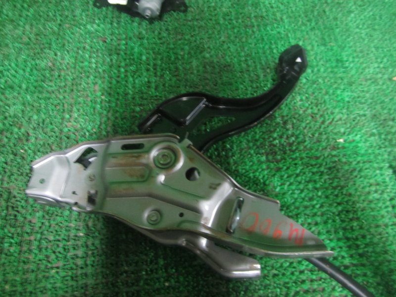Педаль ручника Toyota Thor M900 1KR-VET контрактная