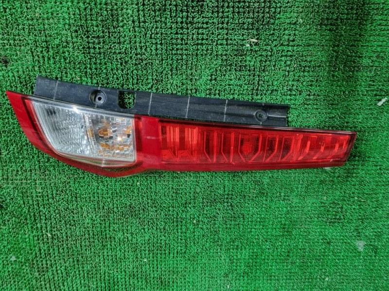 Стоп сигнал правый Toyota Roomy 2019 M910A-0070740 1KR-FE 81550-B1350 контрактная