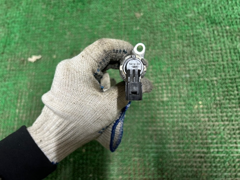 Запчасть клапан vvt-i HONDA Fit 2015+ GP5 GP6 LEB контрактная Клапан VVT-i HONDA Fit 2015+ GP5 GP6 LEB контрактная