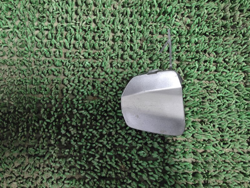 Заглушка буксировочного крюка Subaru Levorg 2022 VN5 CB18 контрактная