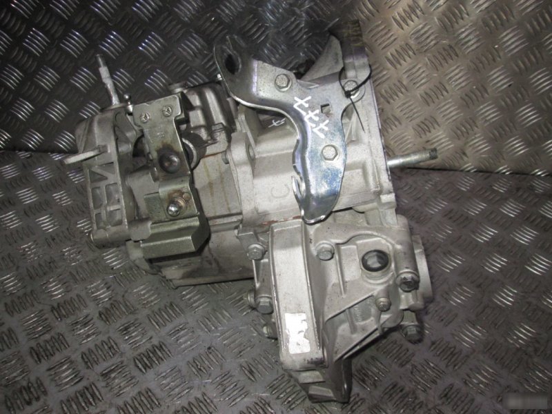 Запчасть мкпп Fiat Doblo 2002—2019 350A1000 55207954 Б/У МКПП Fiat Doblo 2002—2019 350A1000 55207954 Б/У