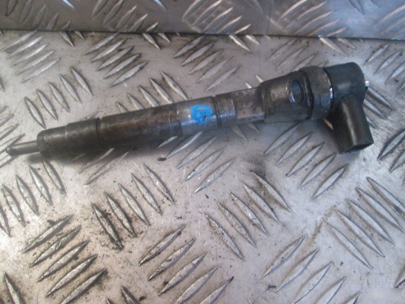 Форсунка топливная Sprinter 1995—2006 W210
