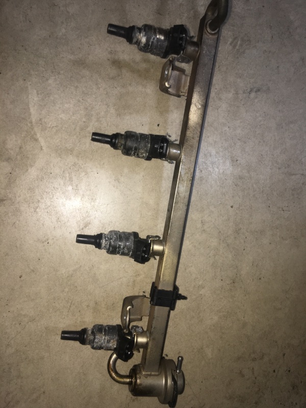 Форсунка топливная Audi A3 APG 06a906031af контрактная