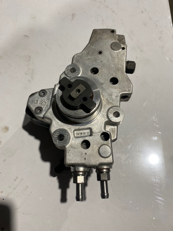 Тнвд Mercedes-Benz C-class 2001-2005 W203 MO646.963 A6460700301 контрактная