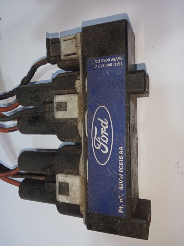 Блок управления вентилятором Ford Galaxy 1996-2000 AFN 95VW8C616AA контрактная