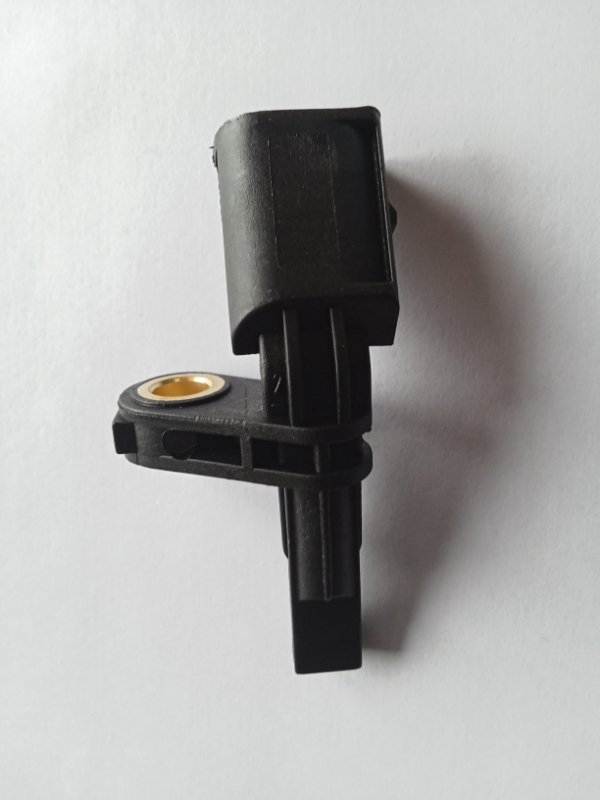 Датчик ABS Volkswagen Transporter 2003-2009 T5 RUEI01165 новая