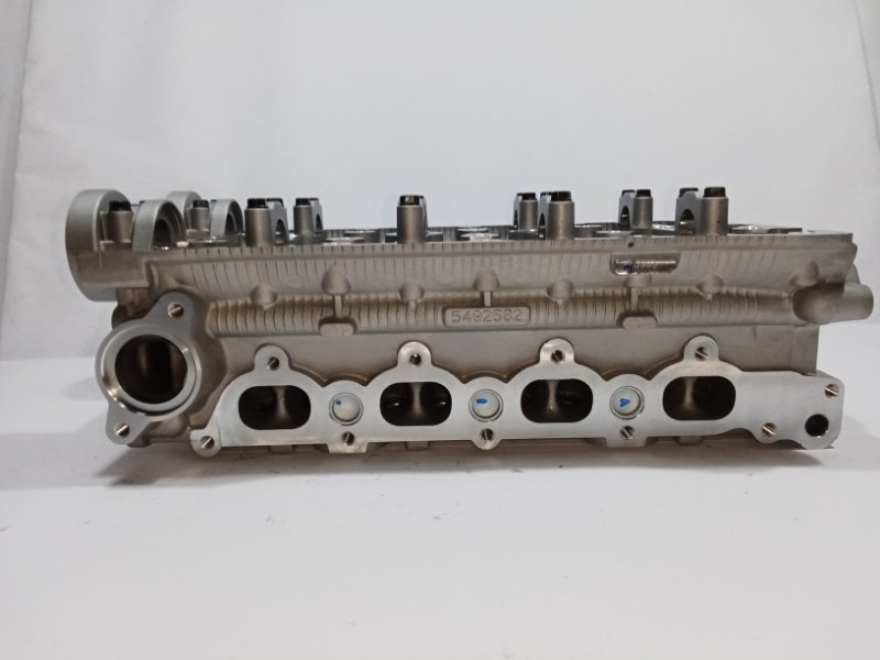 Головка блока цилиндров Chevrolet Lacetti F16D3 Головка блока цилиндров Chevrolet Lacetti F16D3