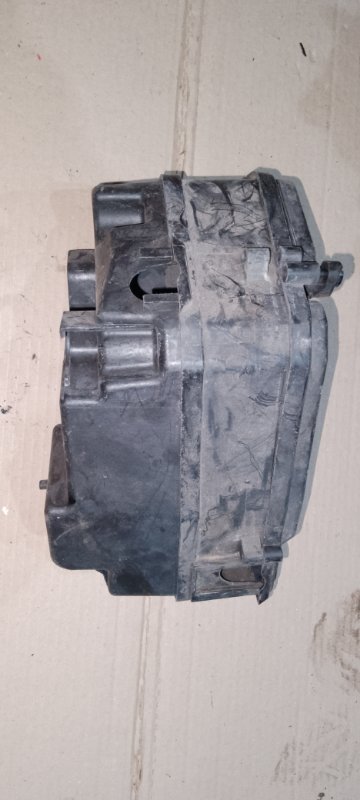 Корпус блока реле Audi Q7 2007-2009 CAS 7L0937574A Б/У