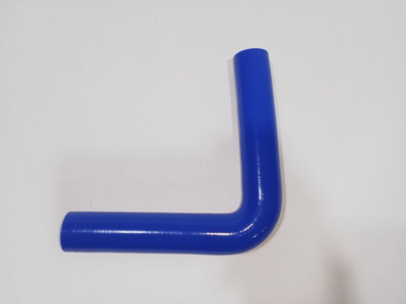 Запчасть патрубок силиконовый усиленный угловой D30 MM 90ID30-200-200 новая Патрубок силиконовый усиленный угловой D30 MM 90ID30-200-200 новая