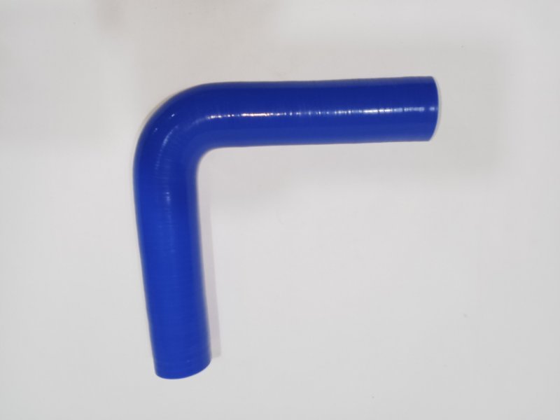 Патрубок силиконовый усиленный угловой D38 MM 90ID38-200-200 новая